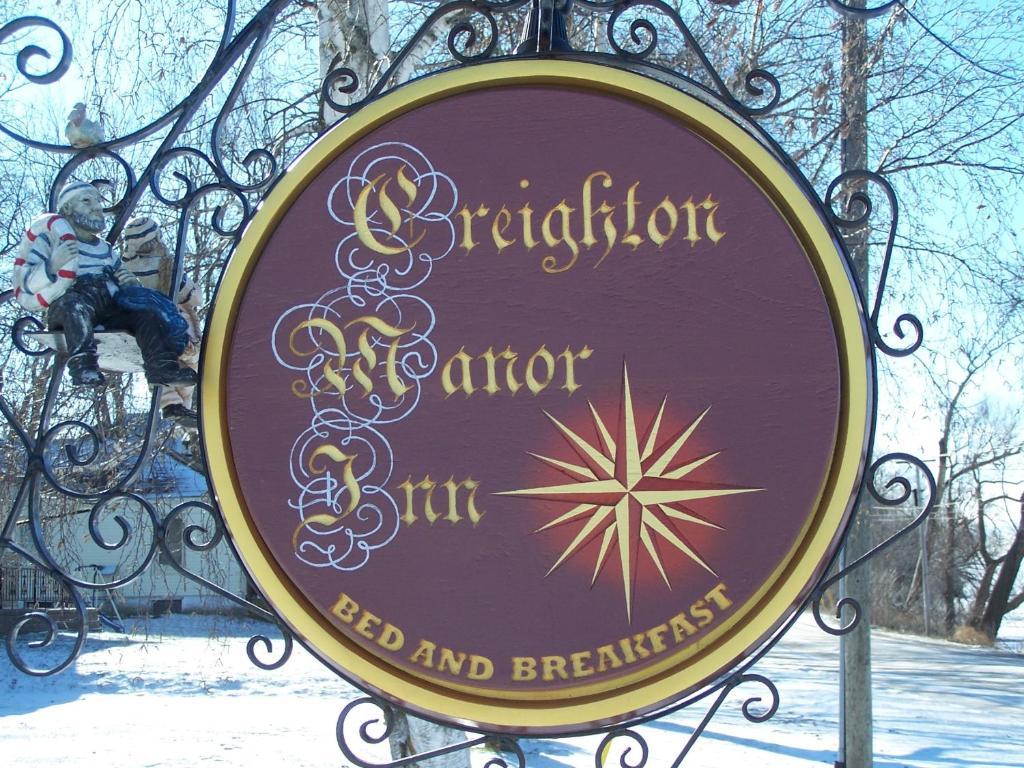 Creighton Manor Inn Bed & Breakfast Orillia Exterior foto
